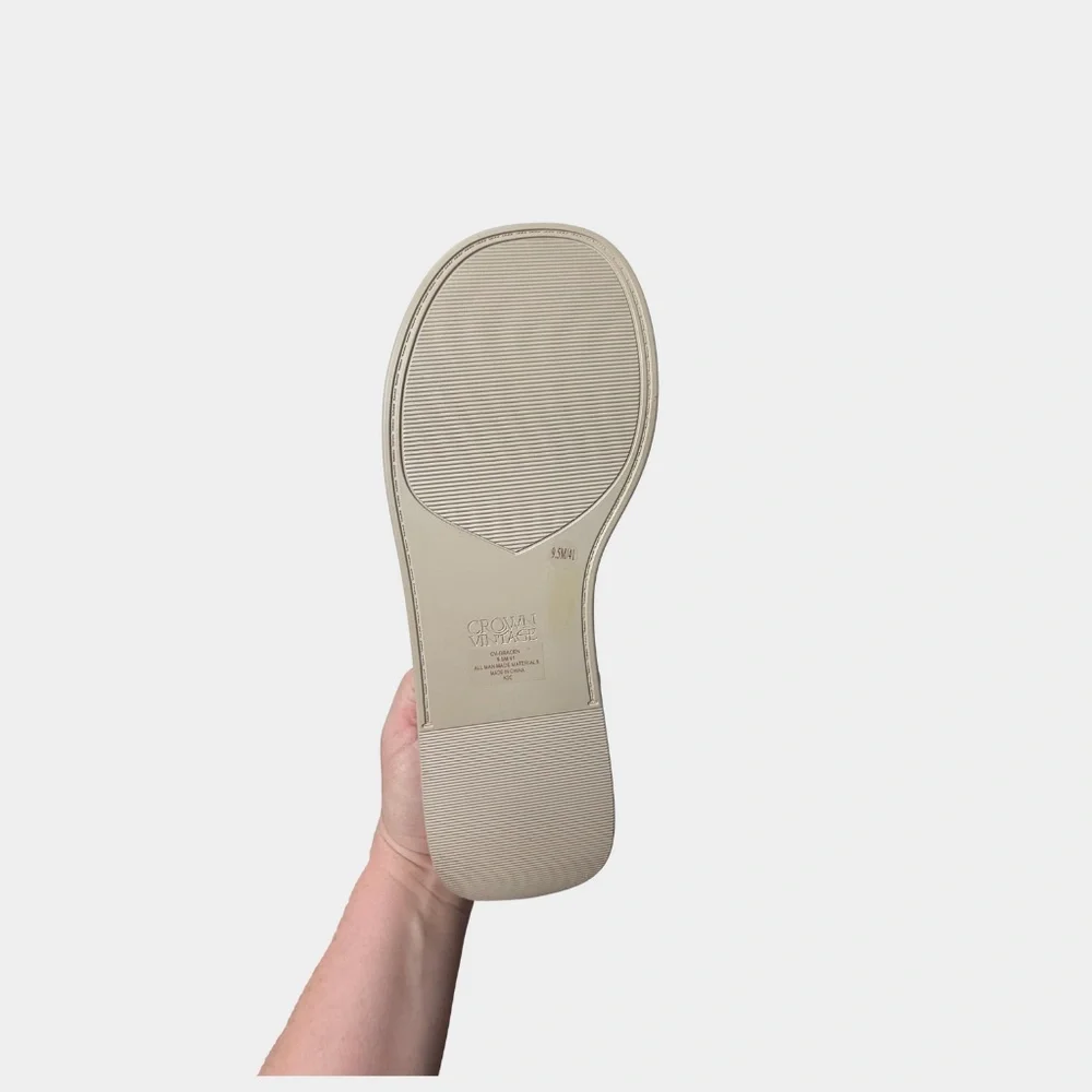 Crown Vintage Platform‎ Creme Summer Sandal Size 9.5M